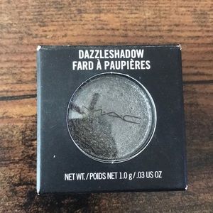 MAC COSMETICS SINGLE EYESHADOW